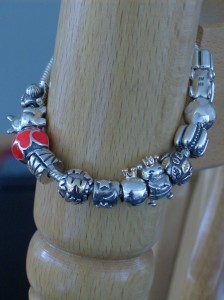 Pandora bracelet 10.09